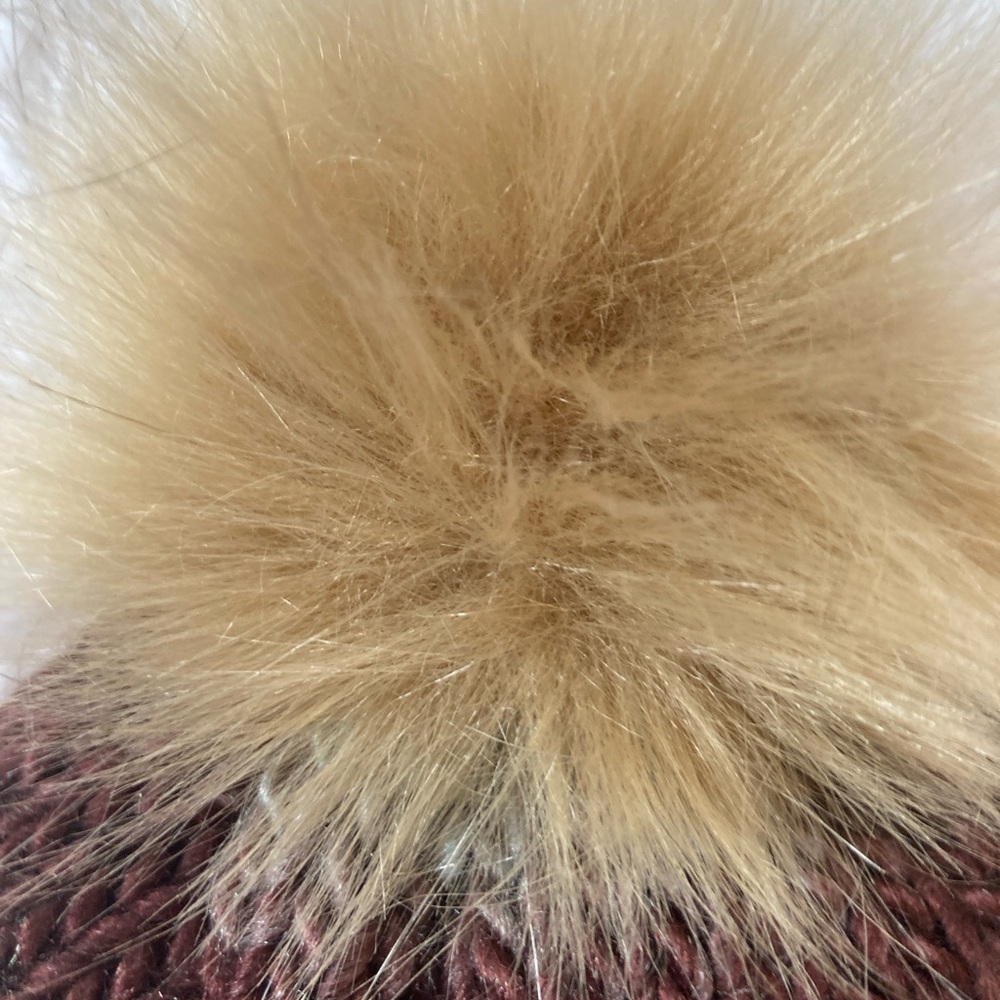 Vibrant shades of orange,red,green hat.Reversible removable pompom.unisex soft - Picture 3 of 4